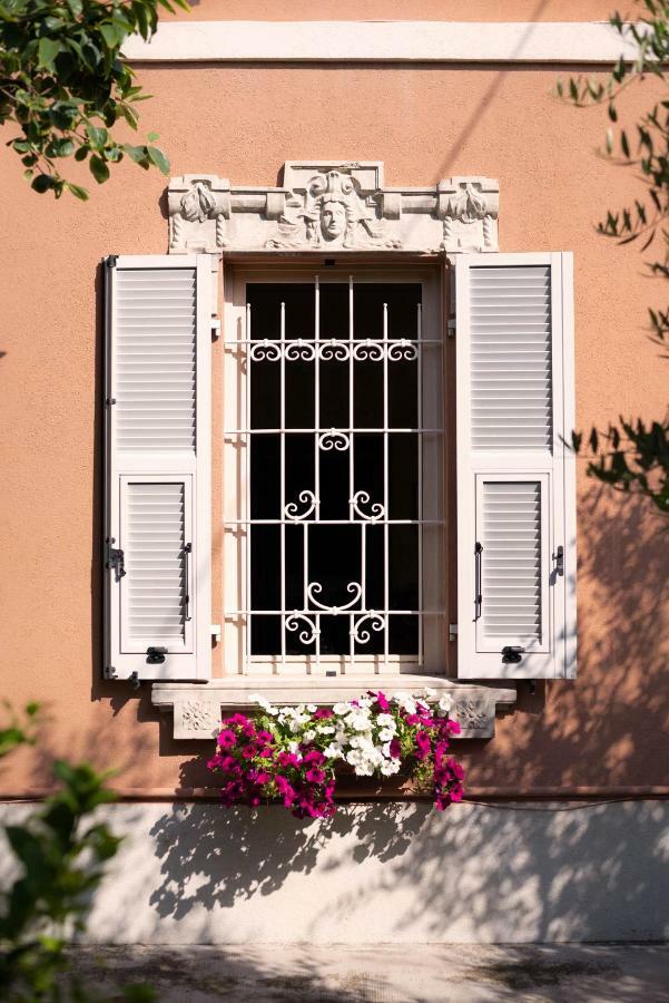 Villa Liberty B&B Fano Bagian luar foto